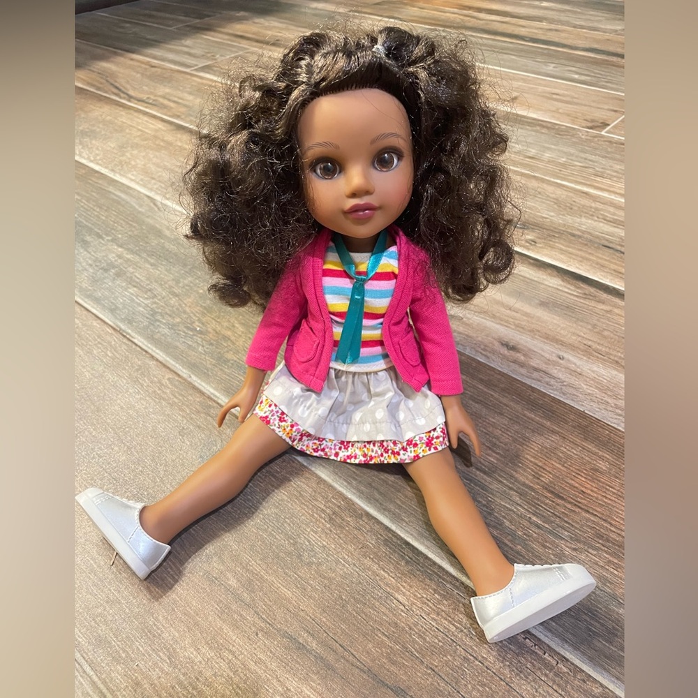 RETIRED Hearts for  Hearts Brooklyn NY Nyesha 14 In Doll EUC